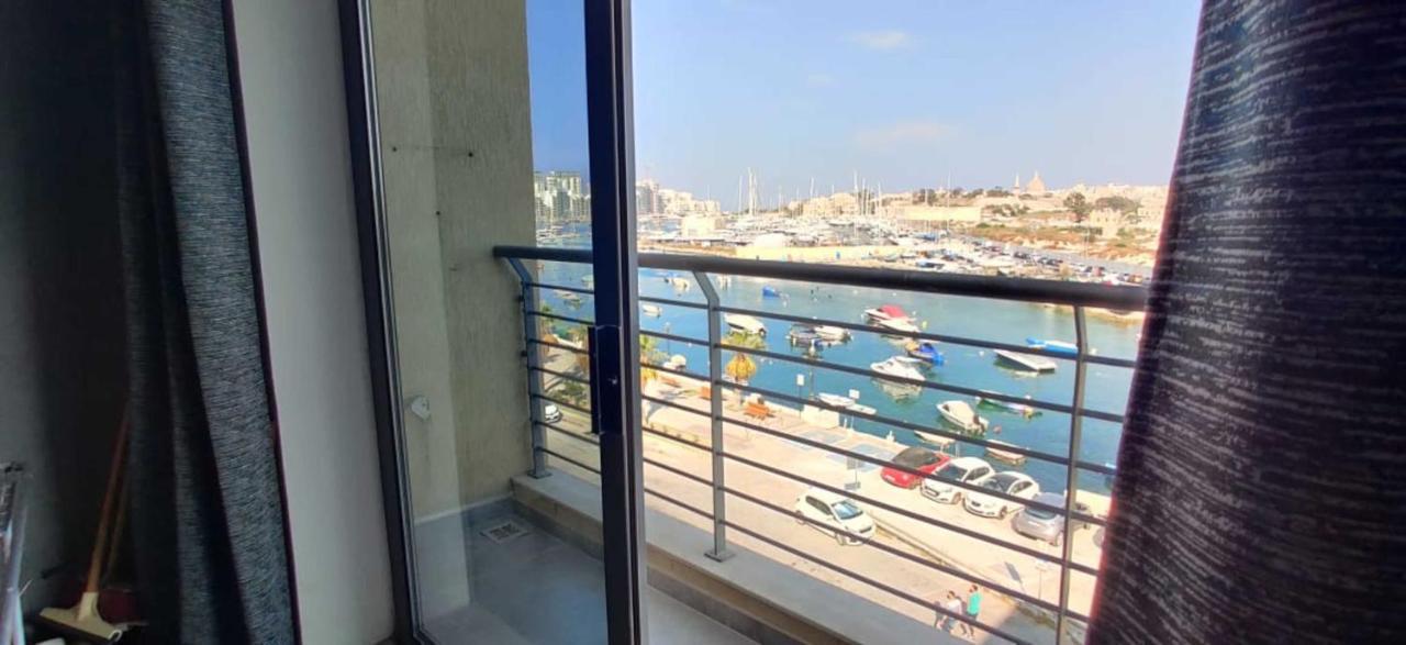 Shore Bridge Gzira Екстериор снимка