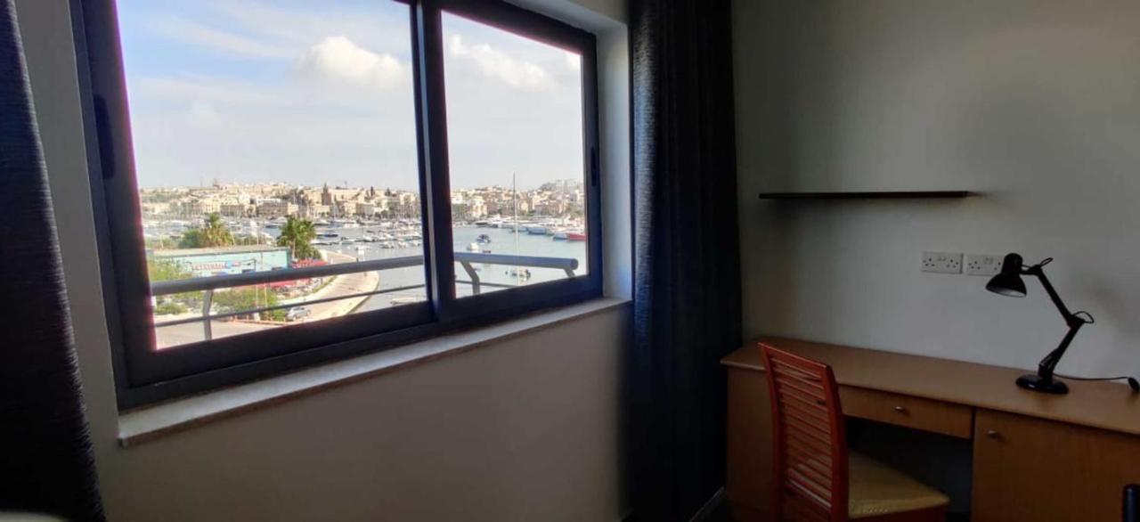 Shore Bridge Gzira Екстериор снимка