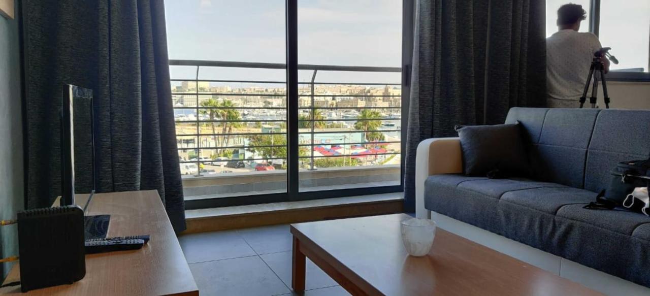 Shore Bridge Gzira Екстериор снимка